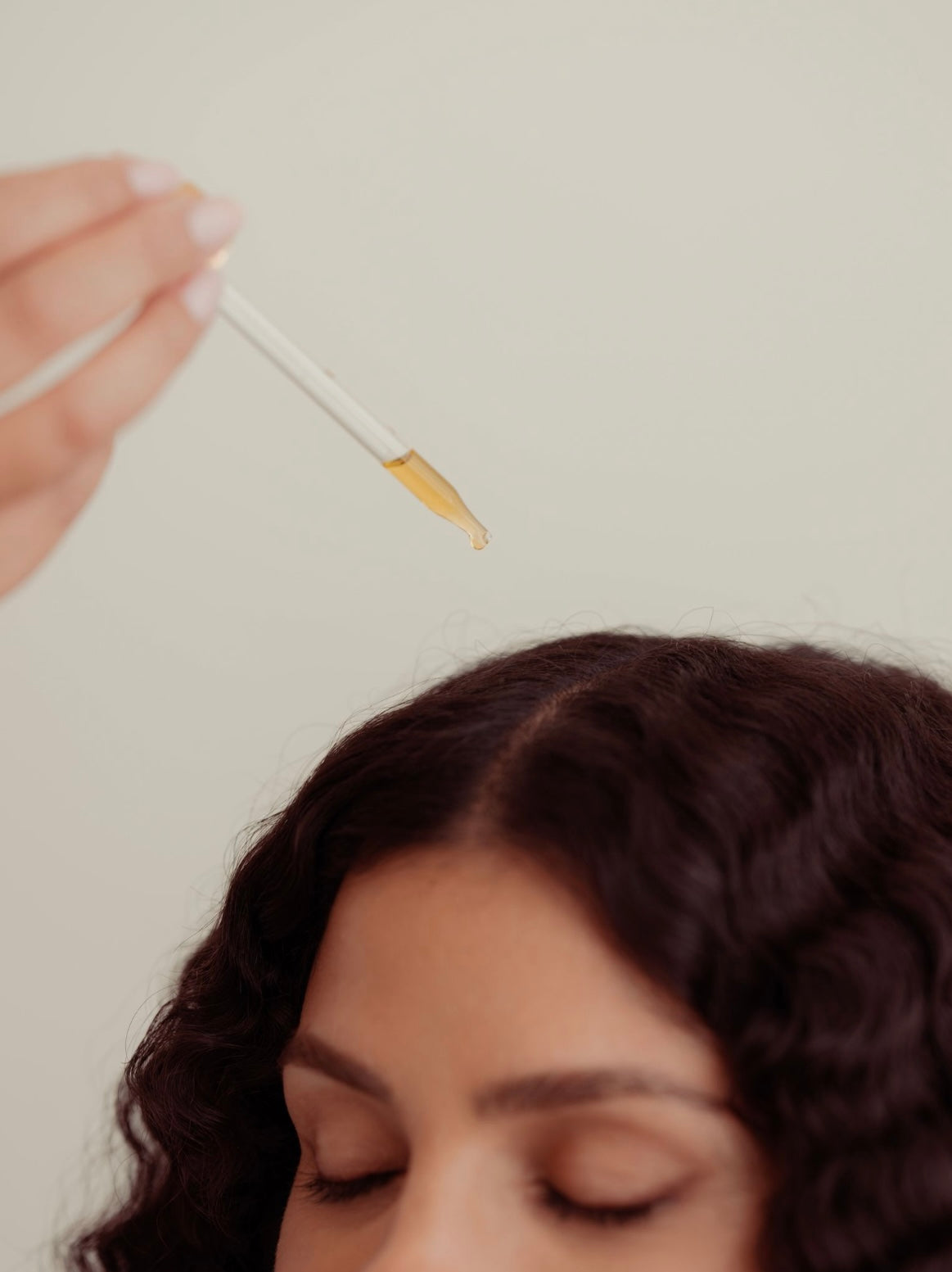 Treating Your Scalp Like Skin: Toxic loads and Endocrine disrupters